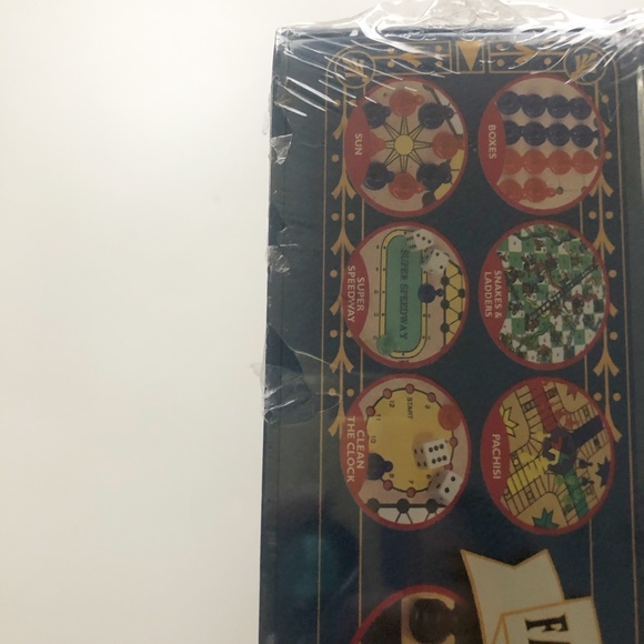 Cardinal Collectors Family 12 Game Center Board Game 12 Classic Games NEW SEALED - Picture 5 of 6